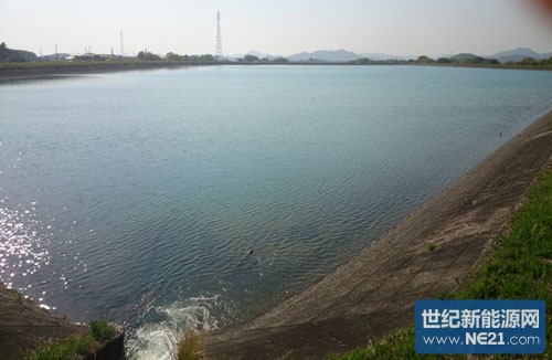 西日本最大级水上百万光伏电站将在加古川市蓄水池上投建 采用自主开发的浮体式架台 索比光伏网
